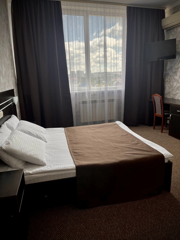 Superior Double room (full double bed)
