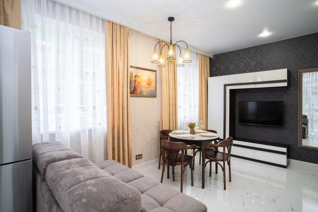 Отель Апартаменты Red Apartments Арт Лайт Брамс в Сириусе