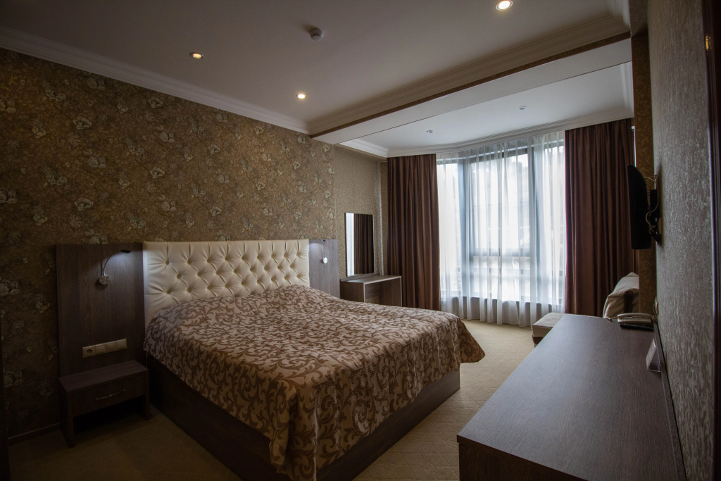 Planeta Sport Hotel Room Type - Double Suite full double bed