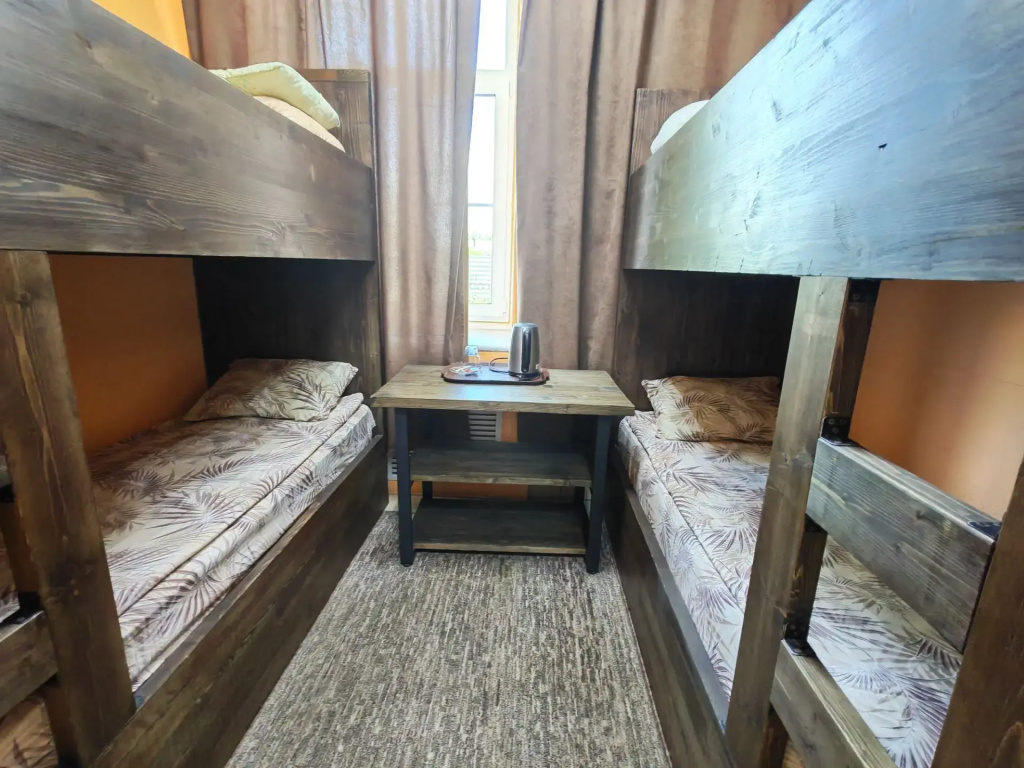 Economy Quadruple room