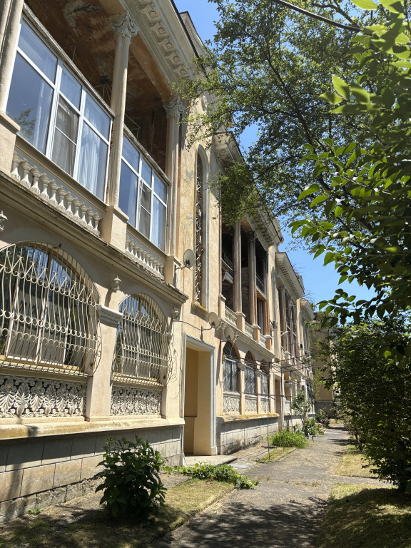 Stilnaya Kvartira ryadom s Morem i Parkom Flat
