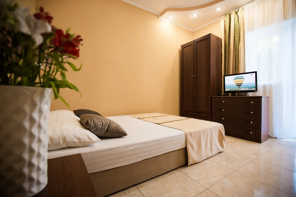 Economy Double room (full double bed)
