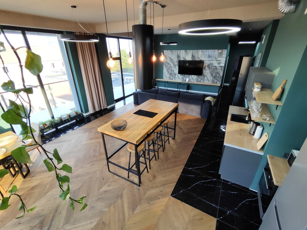 Апартаменты с 3 комнатами с балконом и с красивым видом из окна в Апарт-отель Residence Graphite
