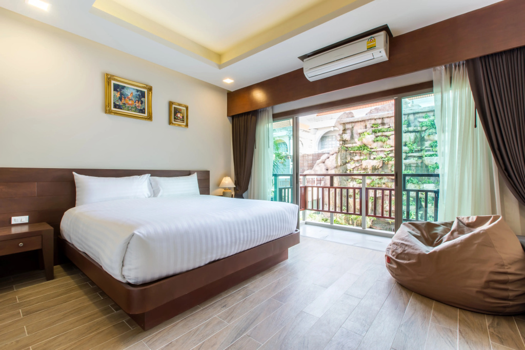 Crystal Double room with balcony and with pool view (full double bed)