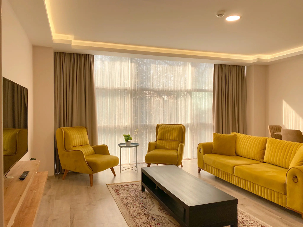 1 Bedroom Apartment with view