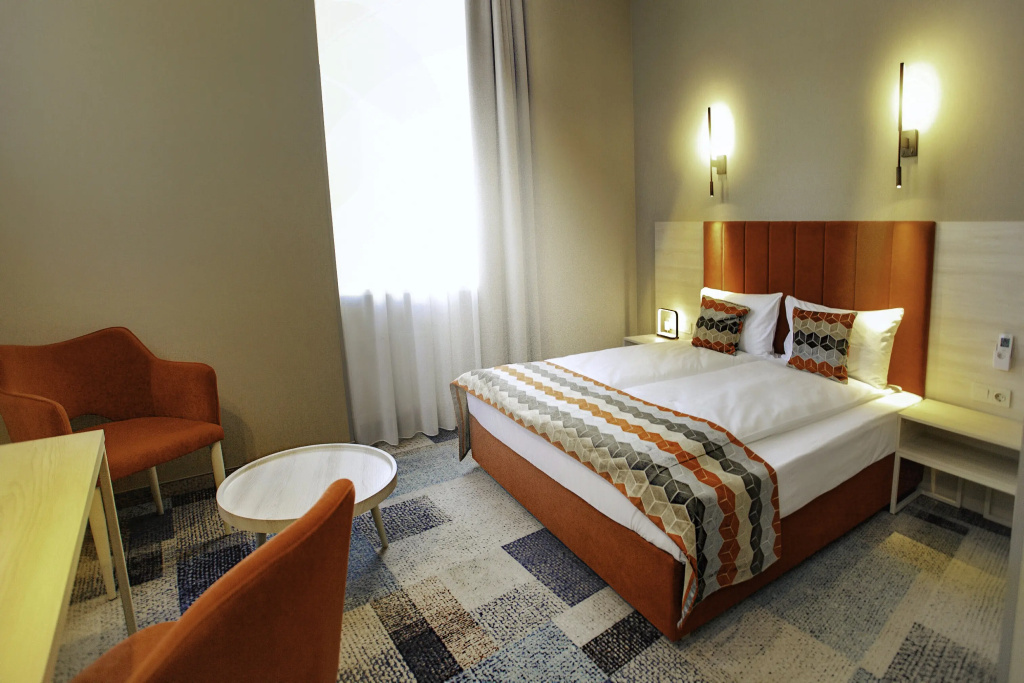 Comfort Plus Double room (full double bed)