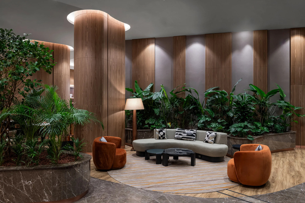 Lobby & Reception