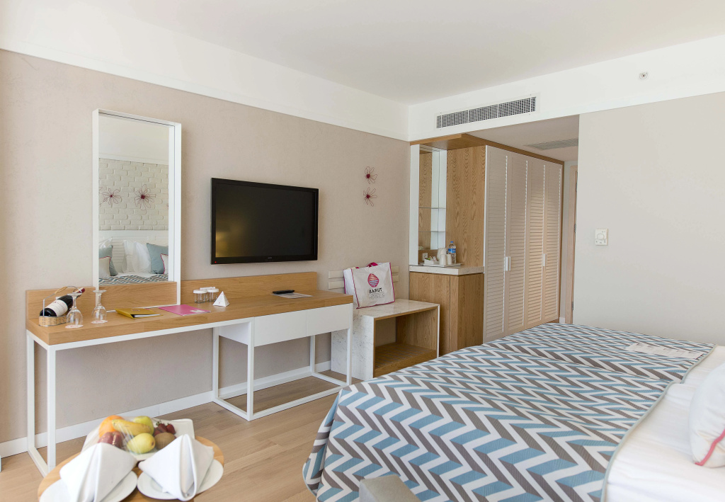 Akra Kemer image Room