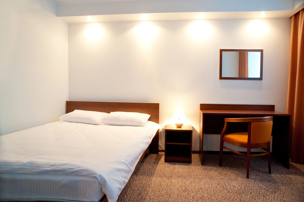 Double Suite (full double bed)