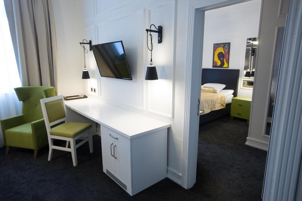 Номер Deluxe с 2 комнатами в Dondar hotel