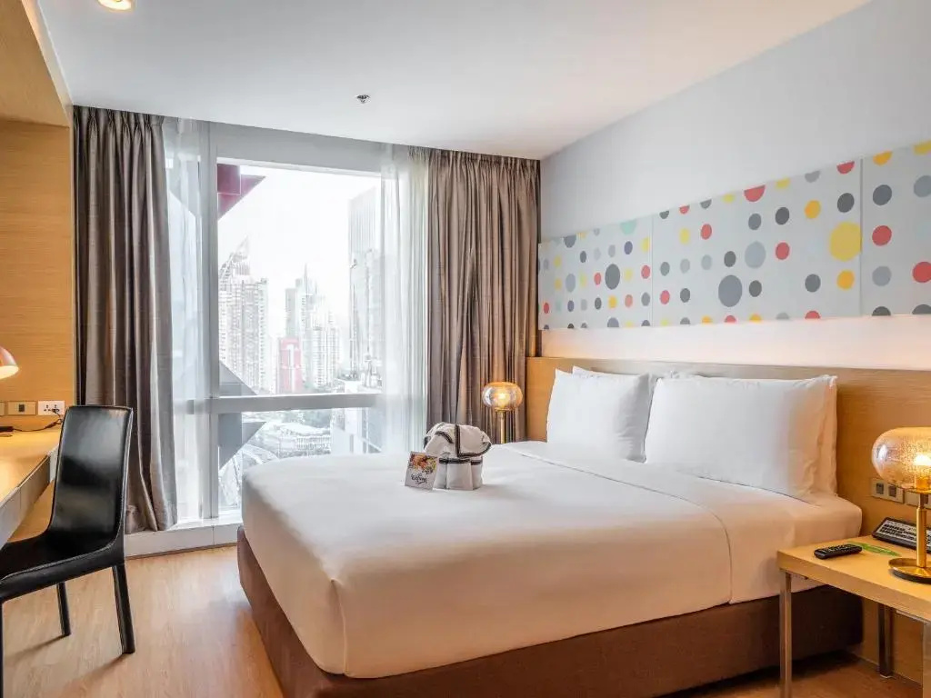 Vela Glow Double Suite with city view (full double bed)