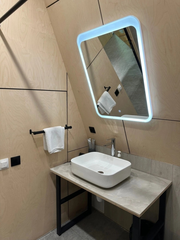 Четырёхместный коттедж с красивым видом из окна в Koban Spa Resort
