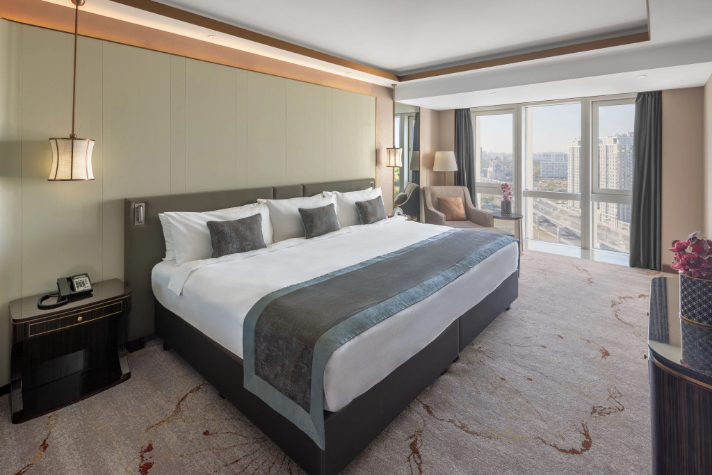 Soluxe Hotel Moscow Room Type - Business Premium Double room full double bed