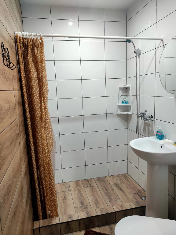 Пятиместный номер Comfort c 1 комнатой в Seraphim Grad