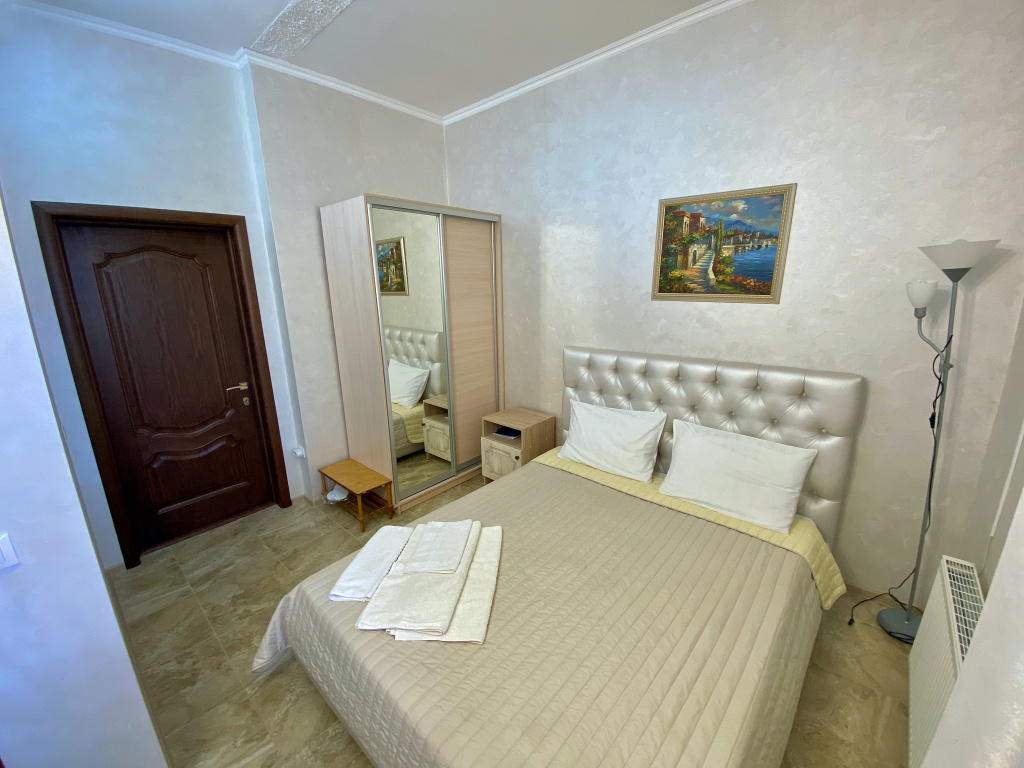 Номер Deluxe с балконом и с красивым видом из окна в Палермо премиум