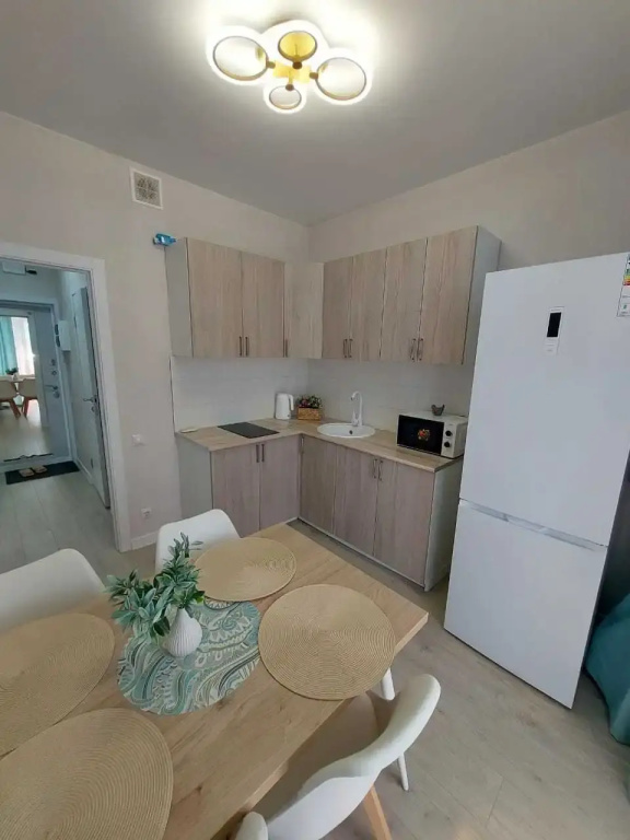 Отель Квартира с Бacсeйнoм в Живoпиcнoм Мeсте ЖК Нolidаy Hоuse 109 в Сукко