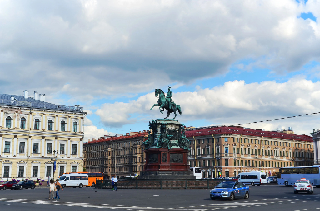 Делюкс Отель на Галерной