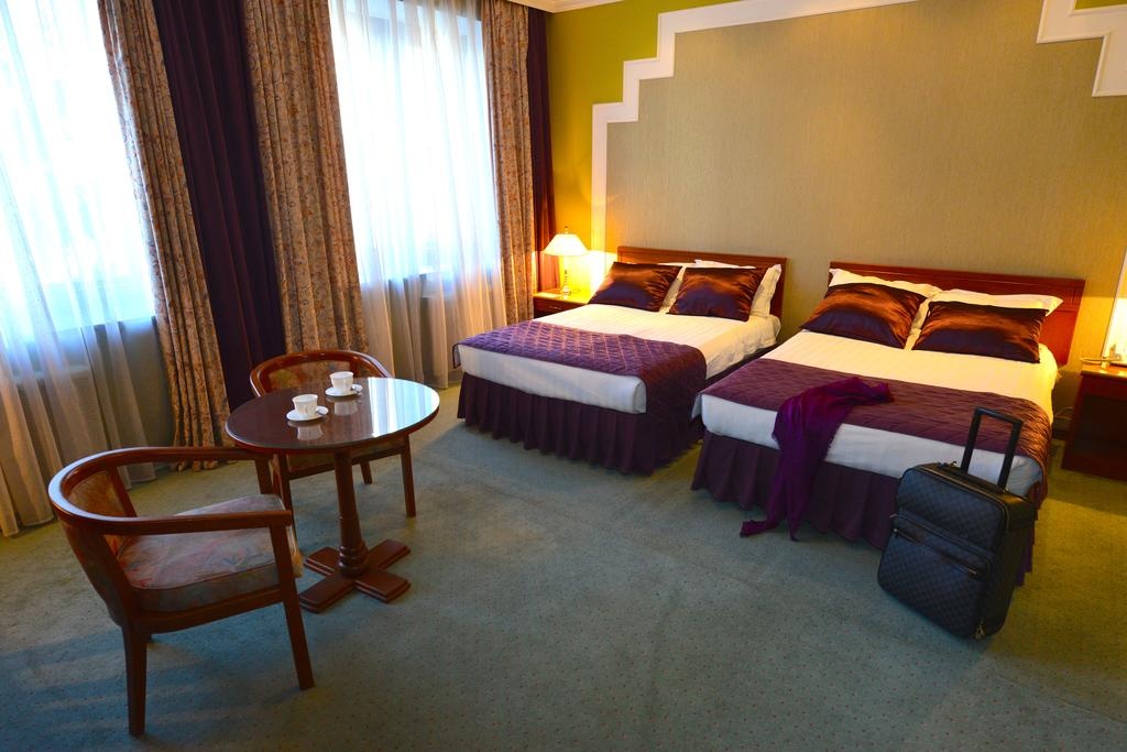 Hotel Ali Room Type - Double Junior Suite twin beds