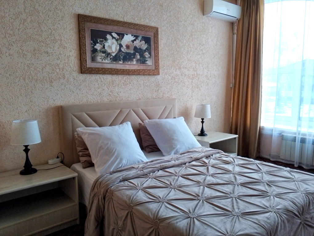 GK Russkaya Trojka Hotel Room Type - Superior Double room full double bed