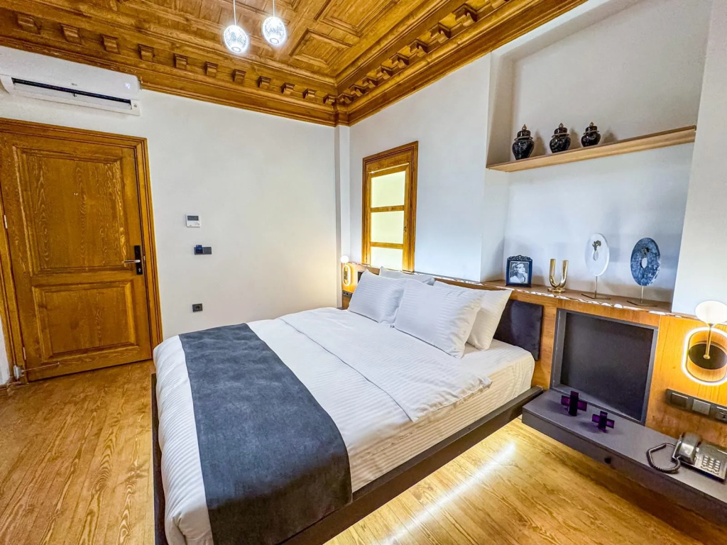 Отель Elmira Pera Hotel & Spa в Стамбуле