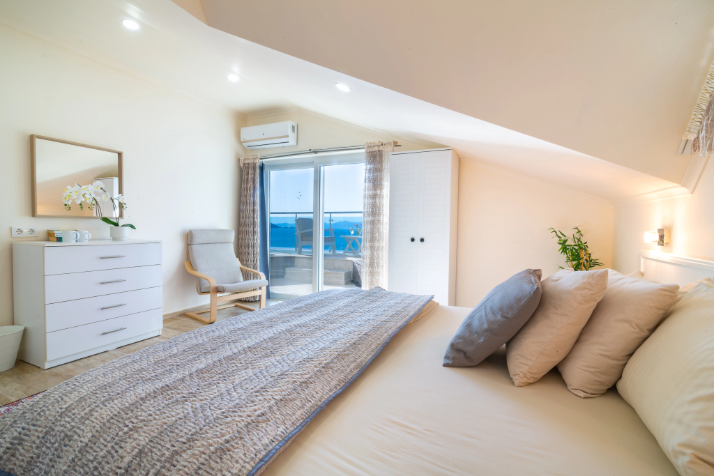 Superior Quadruple room with balcony and with view
