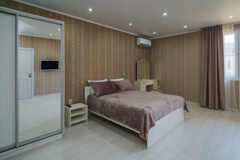 2-rooms Classic Double Apartment with balcony (full double bed)