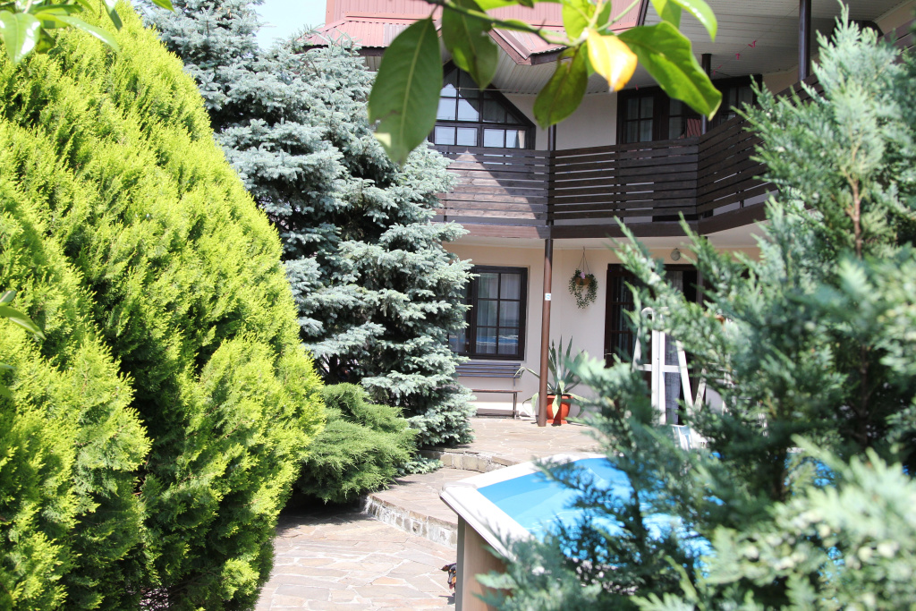 Мебелированные комнаты Aksis House — фото