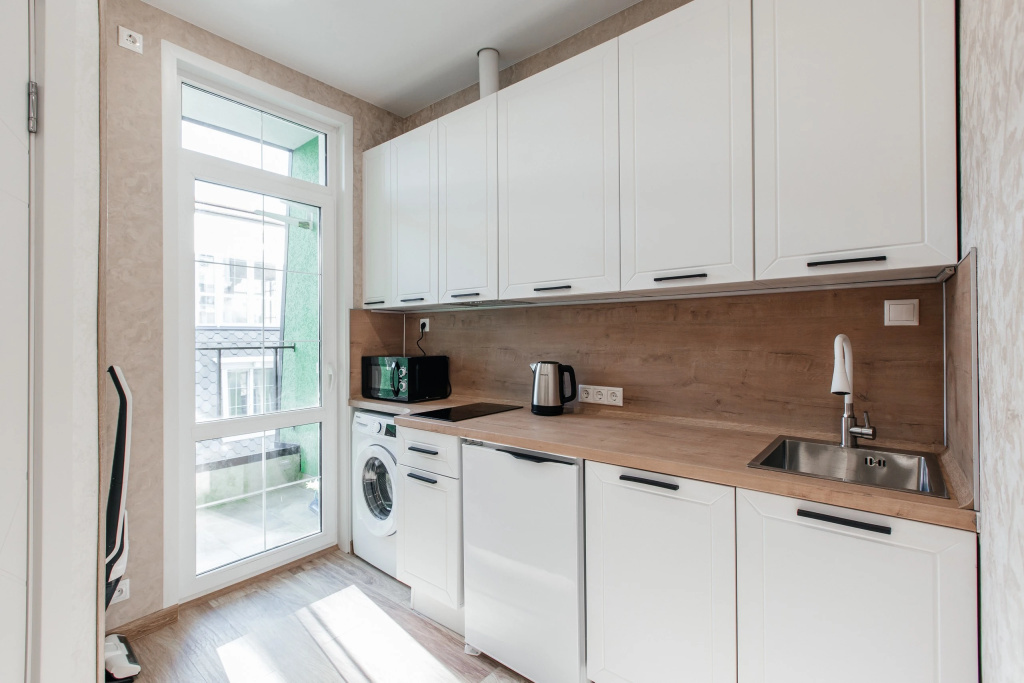 Отель Апартаменты Red Apartments Арт Лайт Шанель в Сириусе
