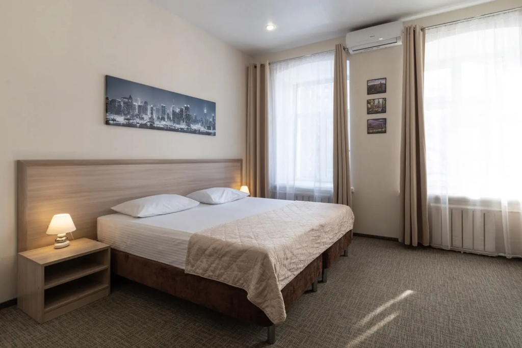 Double Junior Suite (full double bed)