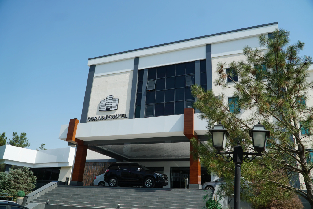 Отель Qorasuv — фото