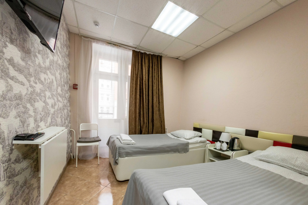 Tari Mini-hotel Room Type - Standard Double room twin beds