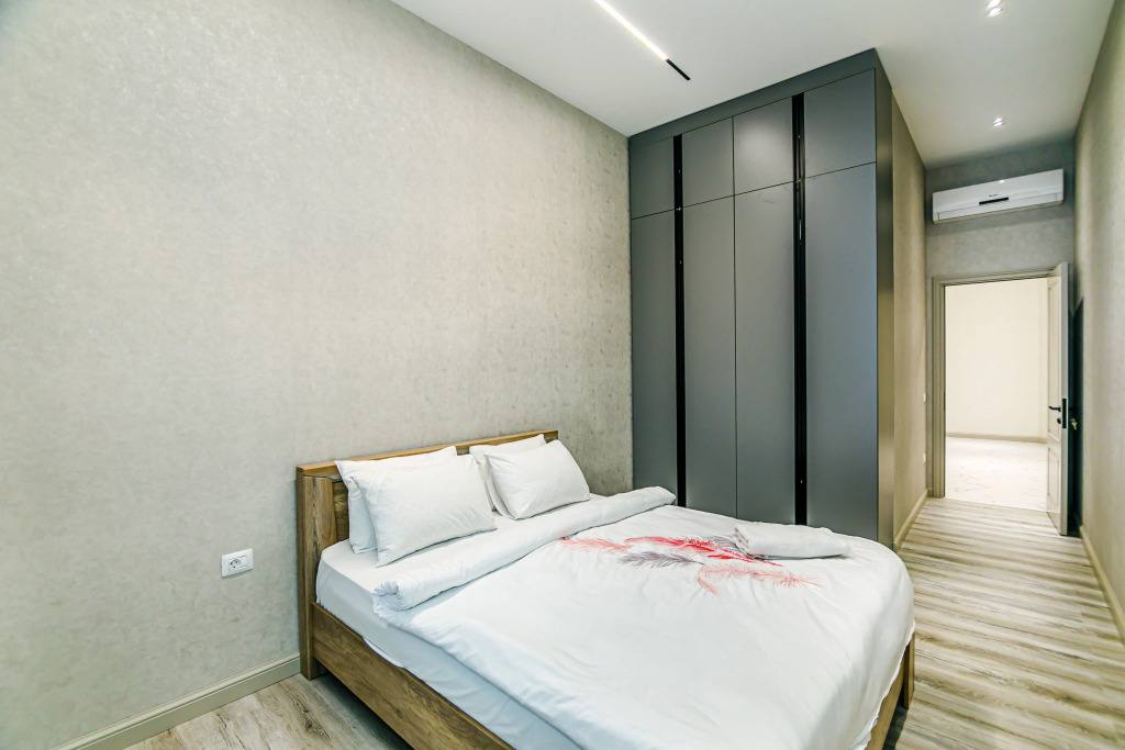 Апартаменты Deluxe с балконом и с красивым видом из окна в Апартаменты Luxury White in Nizami Street