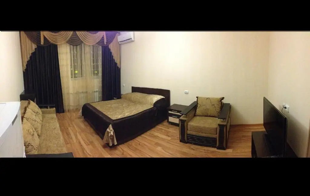 Double Suite (full double bed)