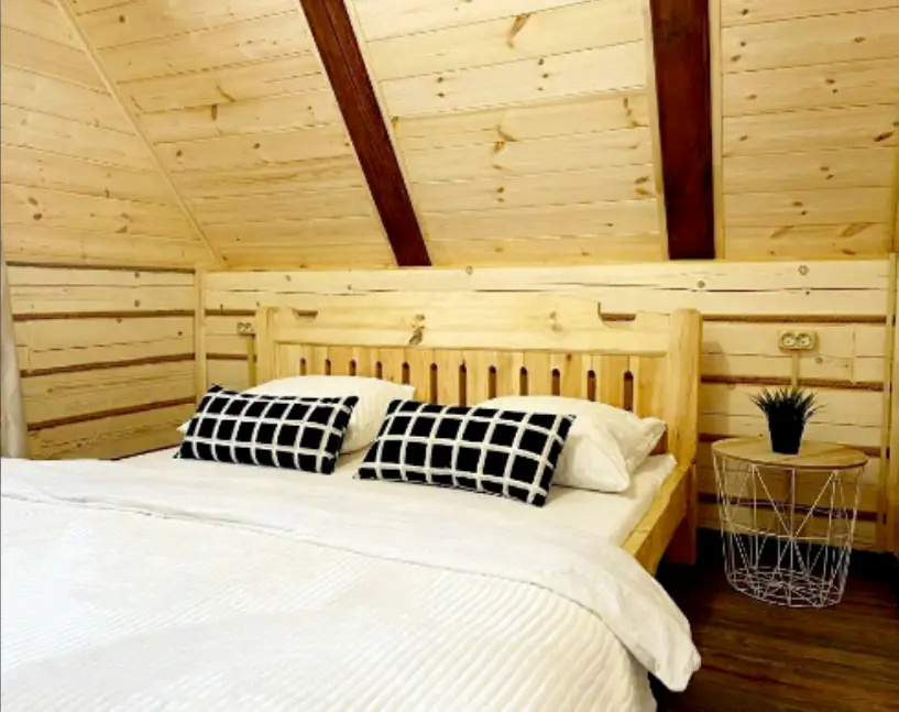 Sextuple Cottage with view
