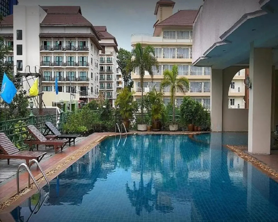 Курортный отель Mike Beach Resort Pattaya - SHA — фото