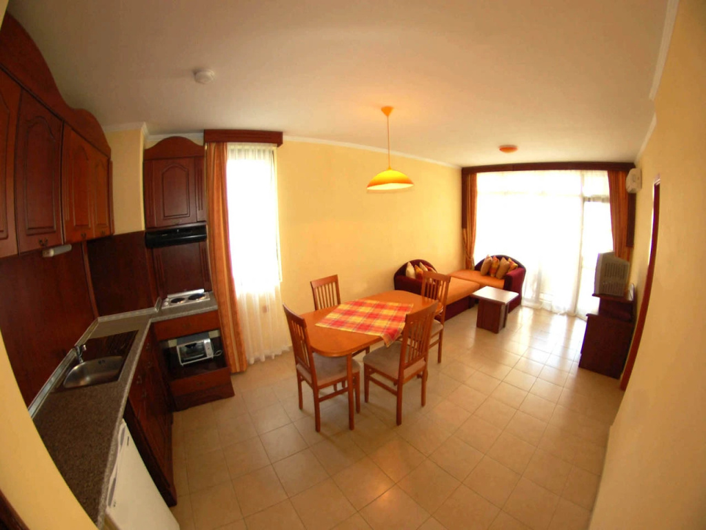 Deluxe Apartment