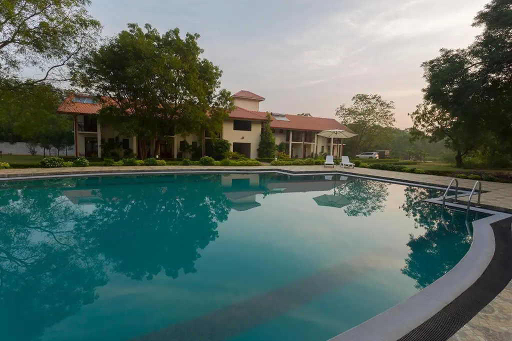 Chenra Hotel