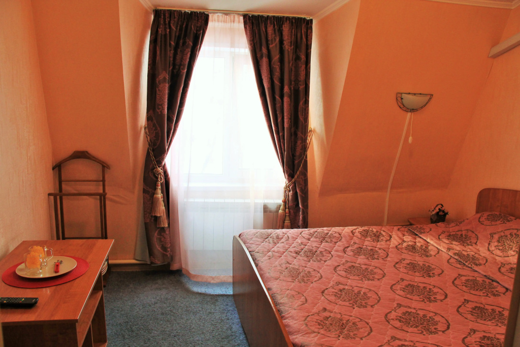Standard Double Family room (full double bed)