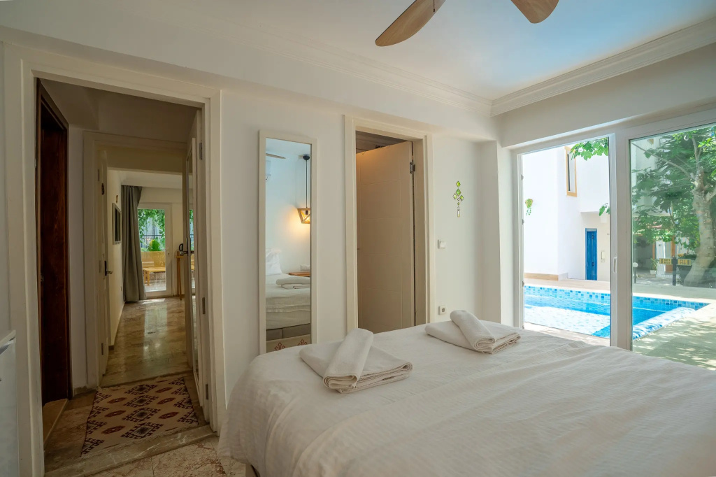 Economy Double room (full double bed)