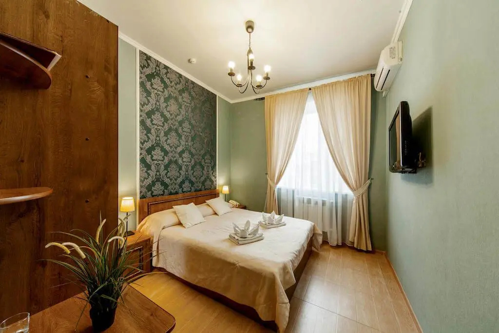 Goncharovy Hotel Room Type - Standard room with city view