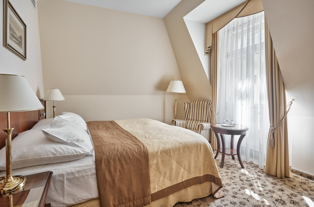 Superior Double room (full double bed)