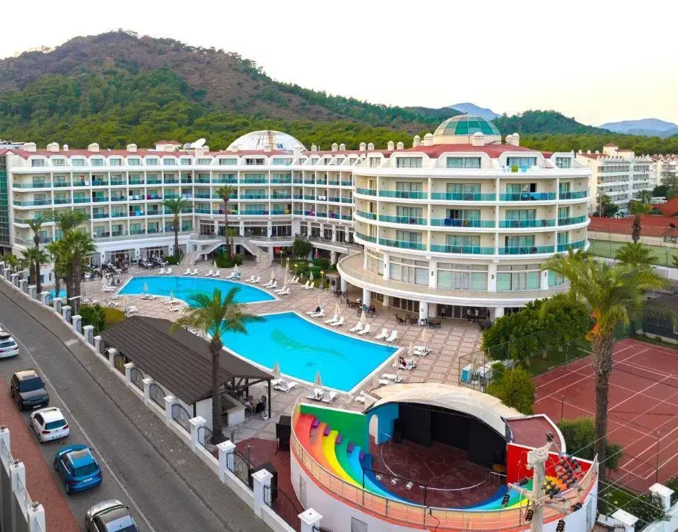 Pineta Park Deluxe Hotel — фото 7
