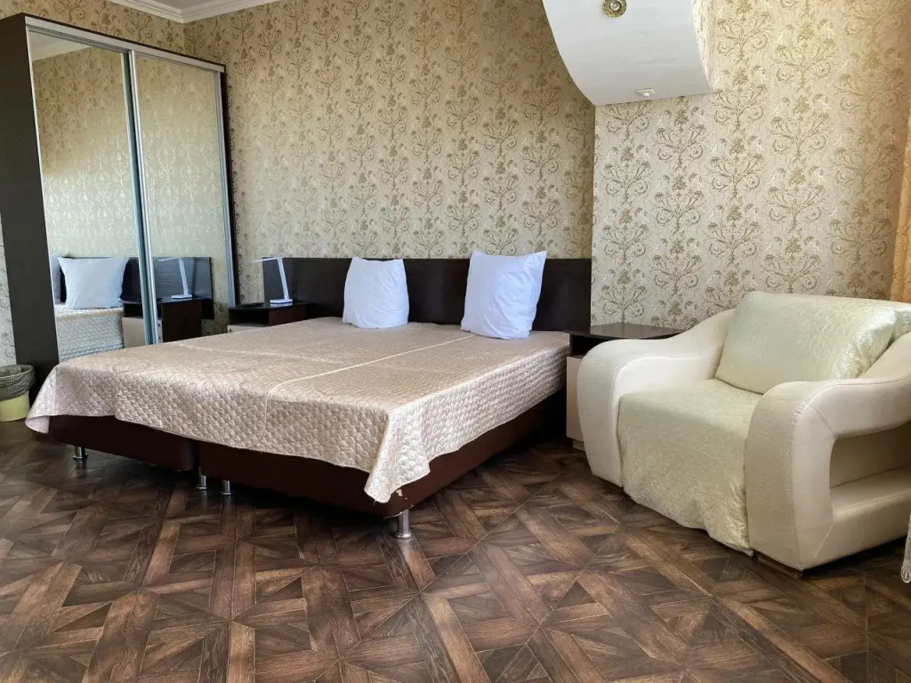 Standard Double room (full double bed)
