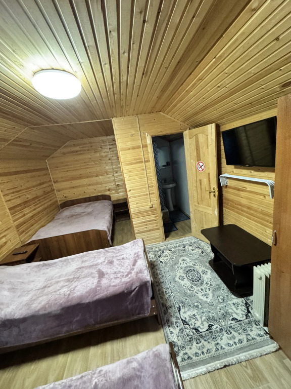 Четырёхместный коттедж с красивым видом из окна в Эверест