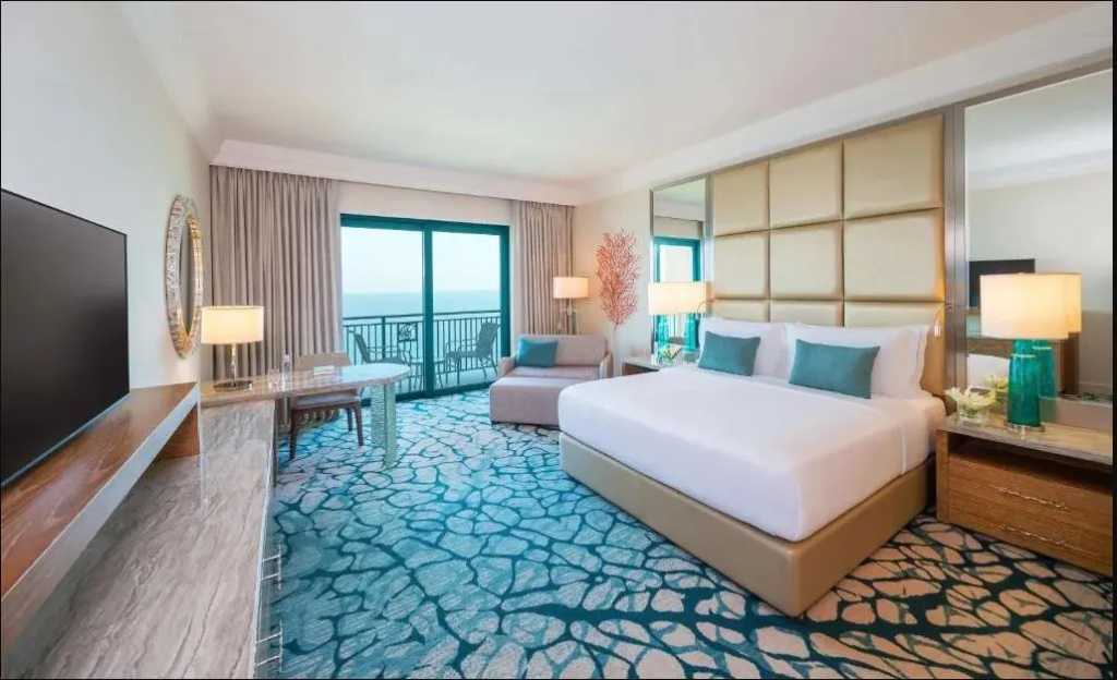 2 Bedrooms Family room