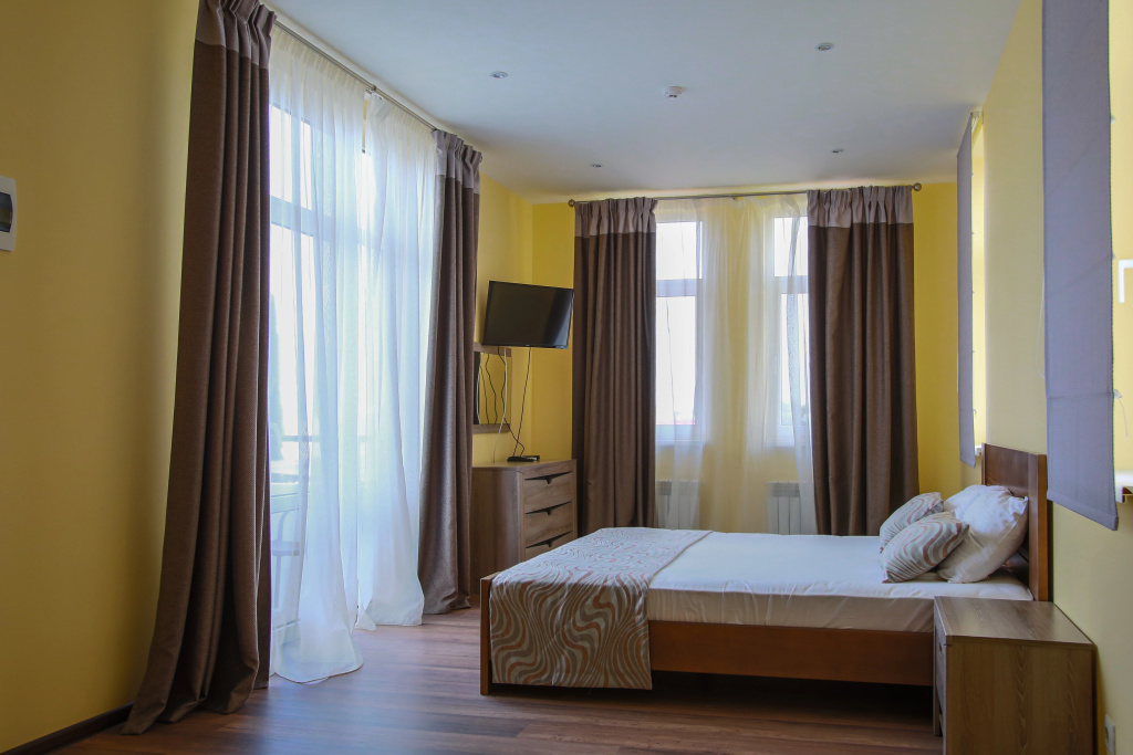 Double Suite with balcony and with sea view (full double bed)