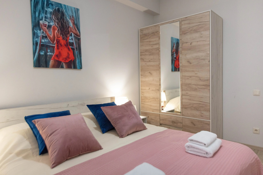 Отель Apartments in a Well-Maintained Complex with a Dishwasher в Тбилиси