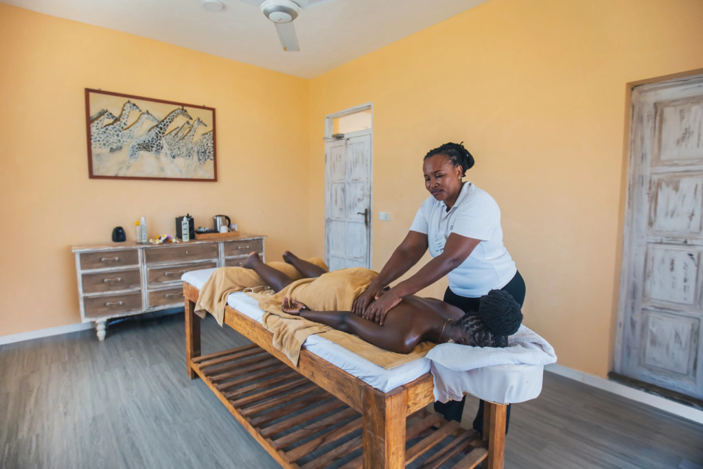 Курортный отель AHG Lion Beach Resort - фото 31