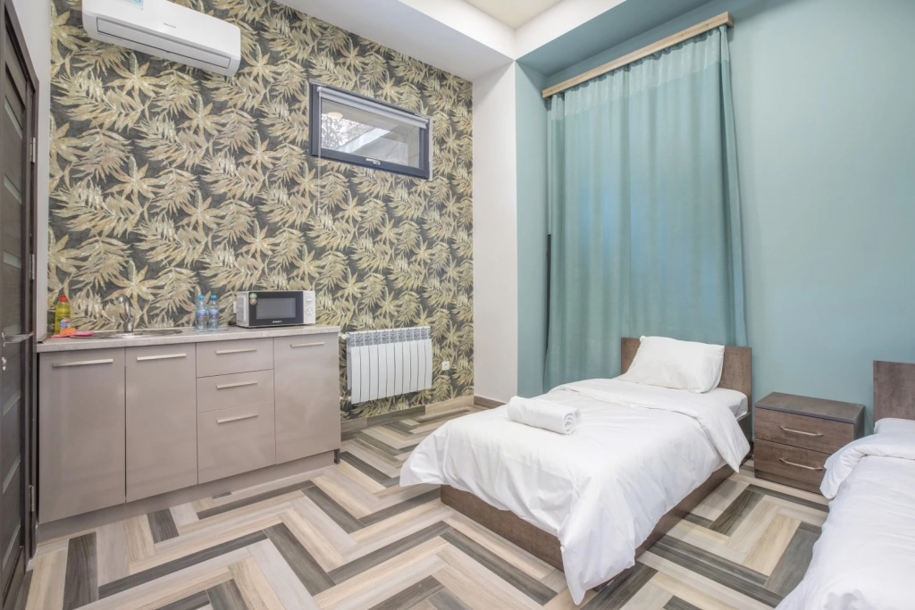 Economy room