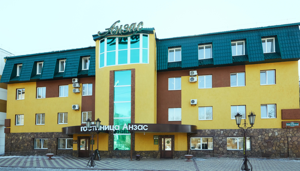 Отель Анзас — фото
